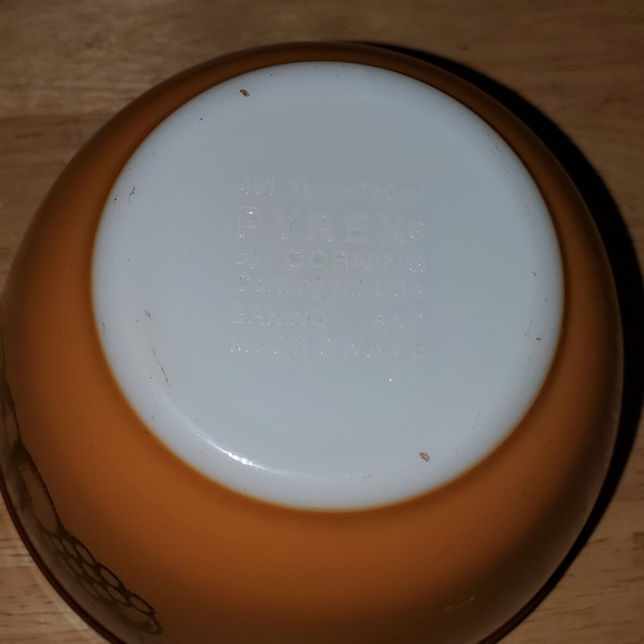 Pyrex vintage mixing bowls - Picture 2 of 2